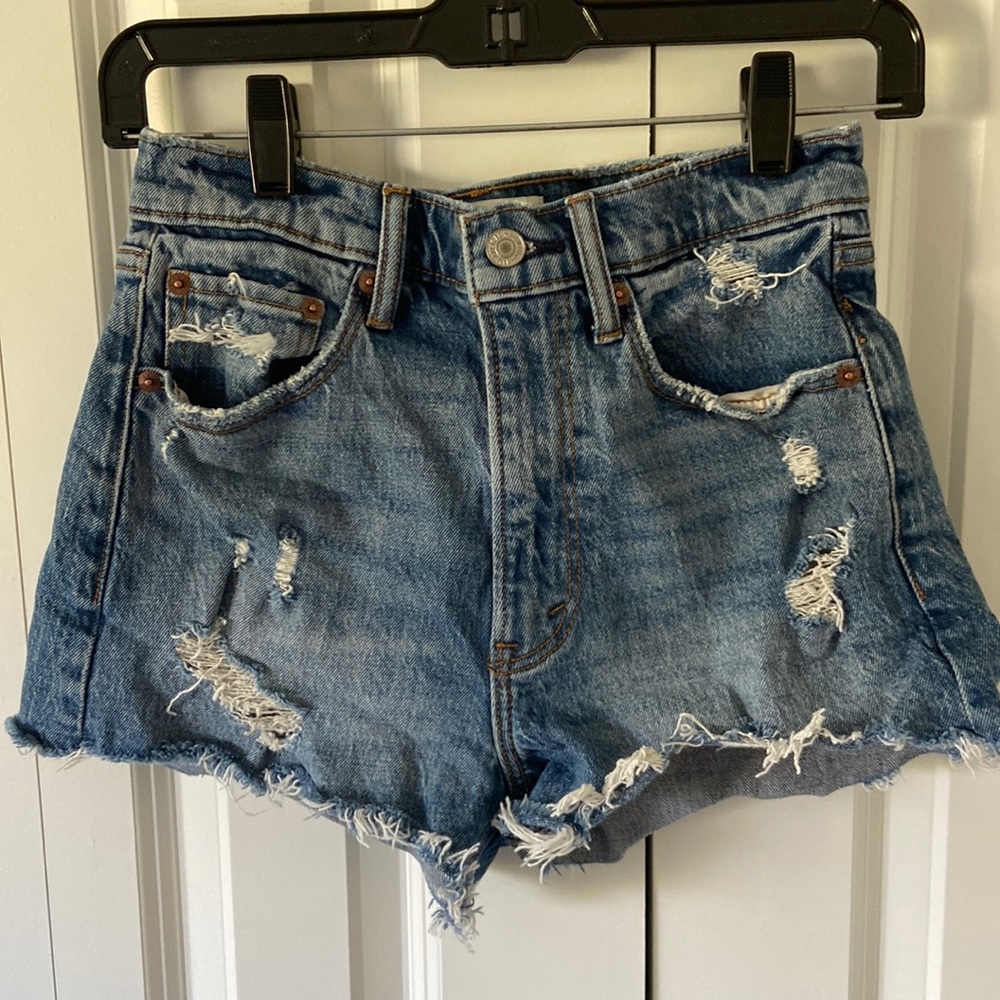 Abercrombie & Fitch High Rise Mom Shorts